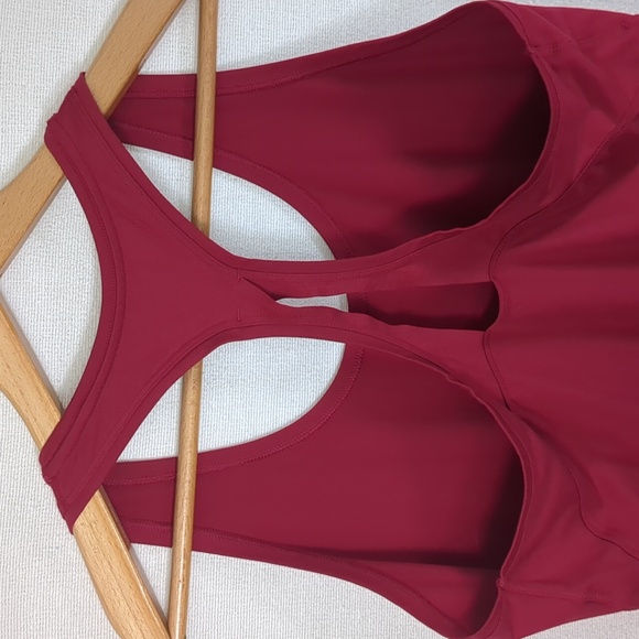 Athleta Women's Racer Back Tank Top Dark Pink Raspberry Size Large - Picture 6 of 10